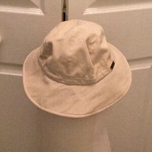 🏖NWT Sun And Sand Adjustable Unisex Weather Hat Closet Must Have 🏖